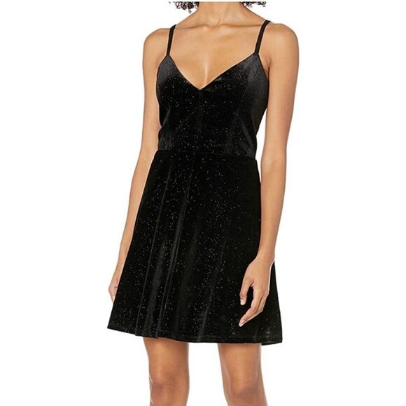 Cosmopolitan Dress The Population Vida Black
Sparkle Dress Size Small - Picture 4 of 14
